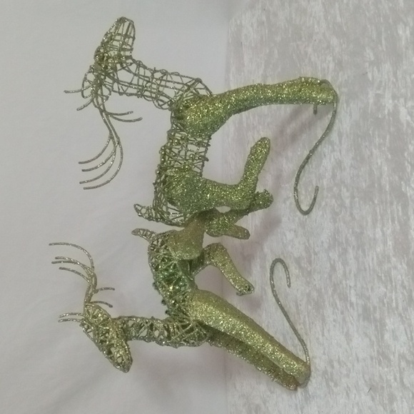 1 Set of HOLIDAY Glittery Green Reindeer Decor - Picture 1 of 3
